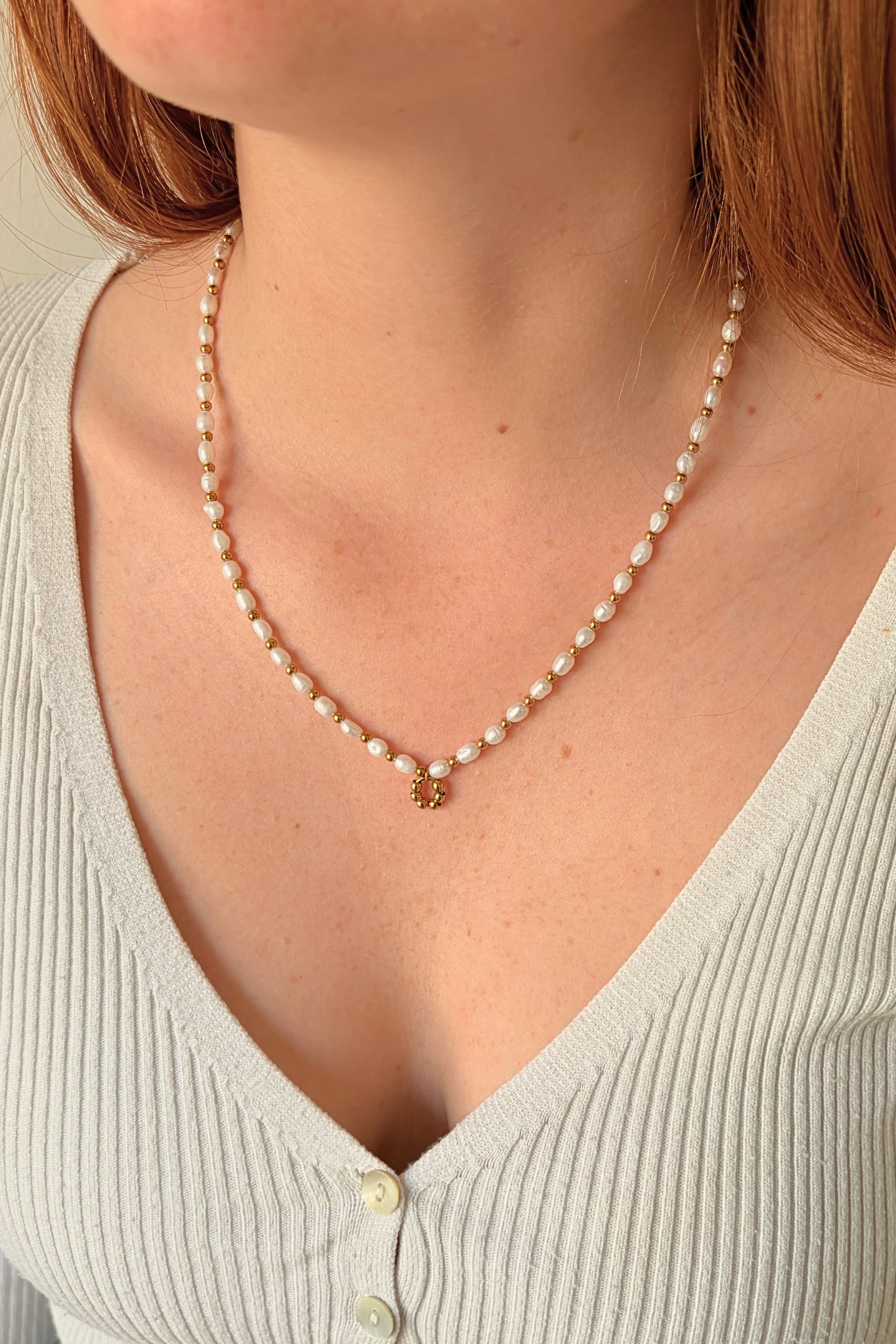 Collier Perles d'Eau Douce et Dorées Personnalisable