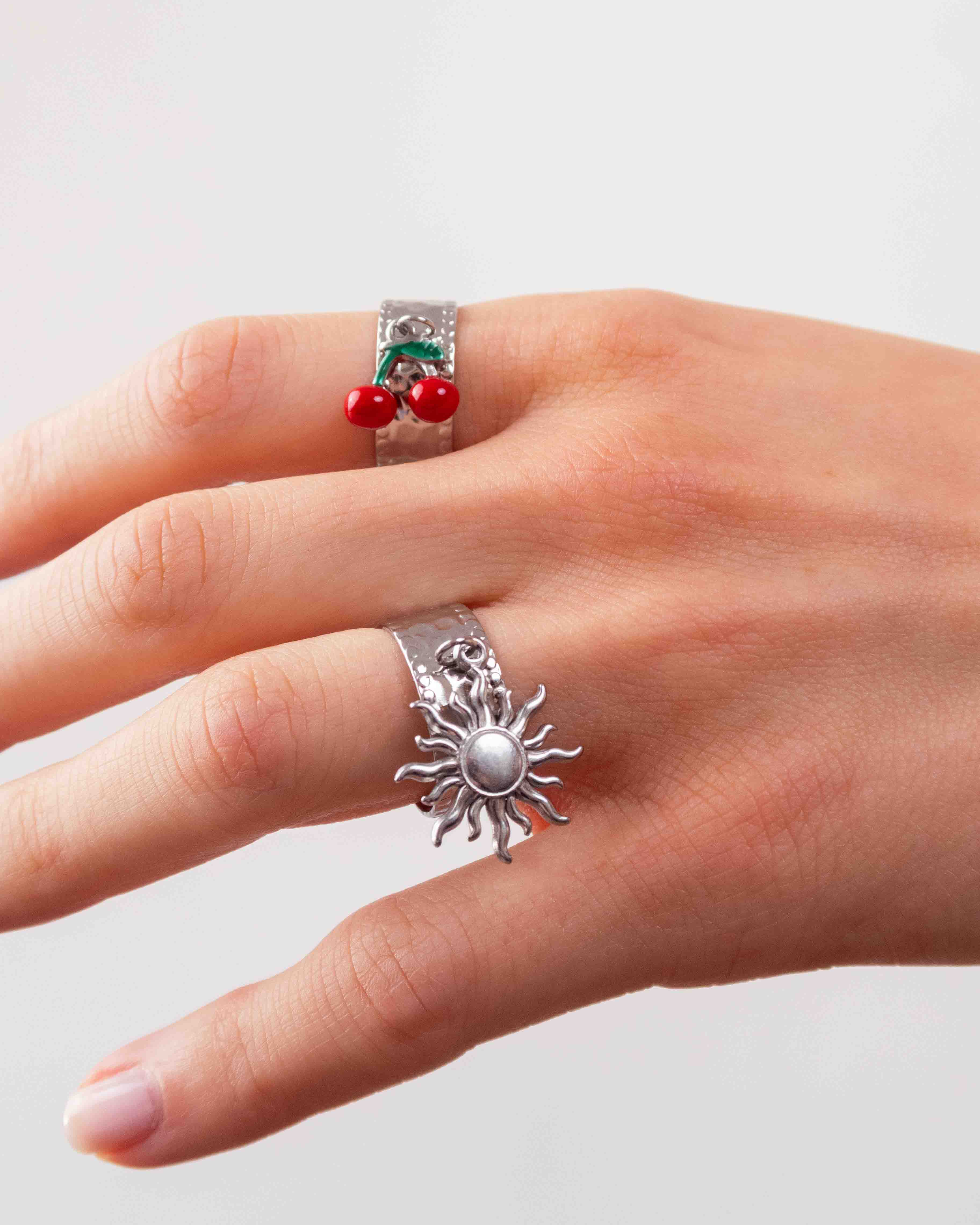 Bague Breloque Soleil Argentée